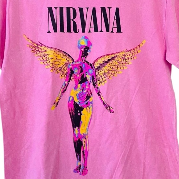 NIRVANA Pink In Utero Live 93 Concert T Shirt Angel Graphic Tee Women’s Medium - Picture 7 of 9
